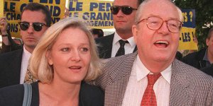 Marie-Caroline : l’aînée des filles de Jean-Marie Le Pen se confie