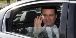 VIDEO Pourquoi François Hollande a quitté Trierweiler ? Ce n'est pas que pour Julie Gayet...