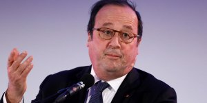 François Hollande pense que "l'illusion macronienne va se lever", selon un proche