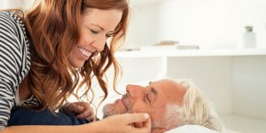 Amour : couple, sexe... Que veulent les seniors après 60 ans ?