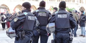 Allemagne : un homme poignarde quatre personnes dans une gare, au moins un mort 