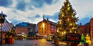 Un sapin de Noël à 83 000 euros fait polémique