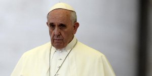 Une "invasion arabe" en Europe : les déclarations choc du pape 