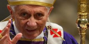 Démission du pape : il dénonce l'hyprocrisie dans l'Eglise 