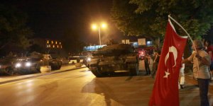 Tentative de coup d'Etat en Turquie : de nombreux morts, la situation toujours confuse 