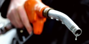Hausse des carburants : où acheter de l’essence à prix coûtant
