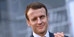 "Heureusement que t’es venu tout seul", cette curieuse blague faite à Emmanuel Macron en Polynésie