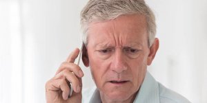Démarchage téléphonique : ces 6 phrases doivent vous mettre la puce à l’oreille