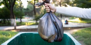 Taxe sur les ordures ménagères : devra-t-on bientôt payer en fonction du poids de nos poubelles ?