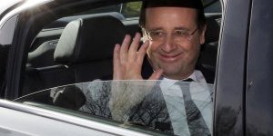 François Hollande : oublié le Falcon, dimanche il ira voter à Tulle en voiture