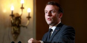 Emmanuel Macron : un président qui gouverne seul ?