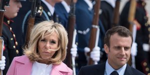 Emmanuel et Brigitte Macron à l’hôpital : cette photo qui en indigne certains