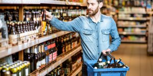 Nouvelle taxe : vers une augmentation des prix de l'alcool ?