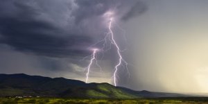 Météo : un orage sans pluie, qu’est-ce que c’est ?