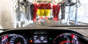 Auto : 6 règles à suivre pour laver sa voiture en hiver