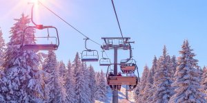 Stations de ski : accrobranche, tubing... Comment se réinventent-elles, faute de neige ? 