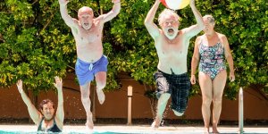 Humour : les meilleures blagues à faire dans votre piscine cet été 