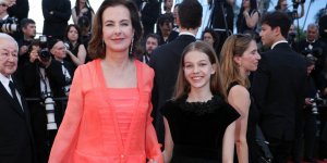 Carole Bouquet et sa petite-fille sur le tapis rouge : le clan Rassam fait sensation à Cannes 