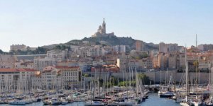 EN IMAGES Daech menace Marseille, les internautes répliquent