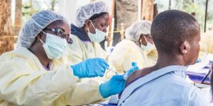Ebola : l'OMS recommande pour la première fois deux traitements contre la maladie
