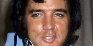 Elvis Presley : les circonstances sordides de la mort du "King", survenue il y a 45 ans