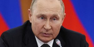 "Des douleurs vives dans la cavité abdominale" : Vladimir Poutine de plus en plus faible ?
