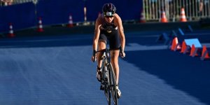 Championnats européens 2022 : la France remporte la médaille d'or du relais mixte en triathlon