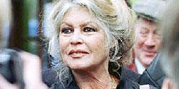 Brigitte Bardot contre les abattoirs hallal et casher