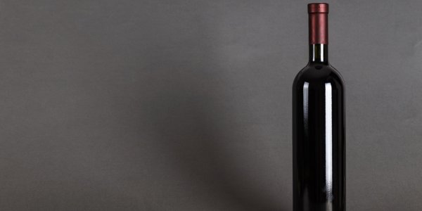 Bouteille de vin : comment l’ouvrir sans tire-bouchon ? 