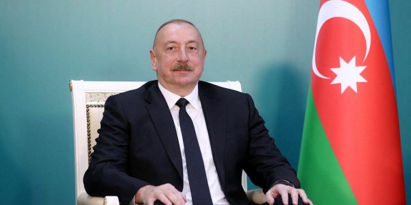 Qui est Aliyev, le dictateur azerbaïdjanais qui en veut à la France ?
