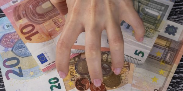 6 astuces pour récupérer les 588 euros qui vous manquent chaque mois