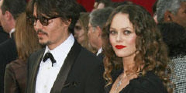 Johnny Depp aurait-il couché avec Angelina Jolie ?