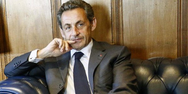 Nicolas Sarkozy, lâché par son propre frère ?