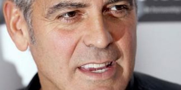 Frasques sexuelles de Berlusconi : George Clooney et Cristiano Ronaldo devraient témoigner
