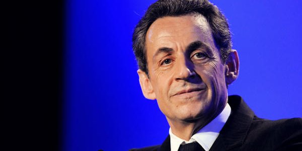 Nicolas Sarkozy compare François Bayrou au virus du Sida