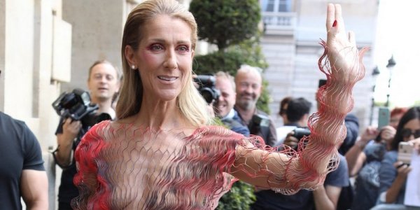 Céline Dion fête ses 54 ans : découvrez ses photos canons et vintages sur la toile