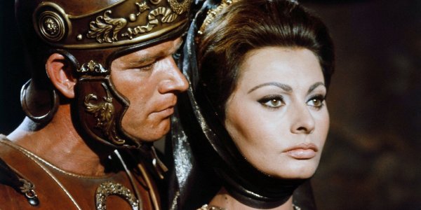 Sophia Loren a 88 ans : à quoi ressemble aujourd'hui l'icône italienne ?