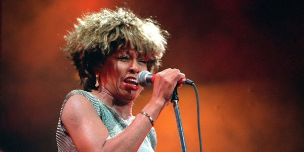 Mort de Tina Turner : retour sur la carrière de la légende du rock en photos