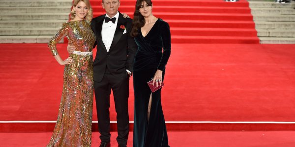 Photos : Monica Belluci et Léa Seydoux aux cotés de Kate Middleton à l’avant-première du nouveau James Bond