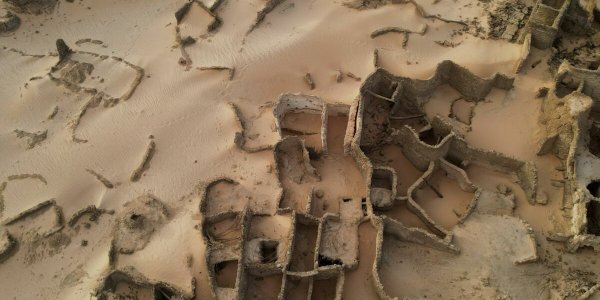 Niger : dans le Sahara, le mystère des cités oubliées