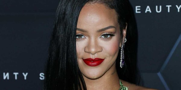 Rihanna : la chanteuse a donné naissance à son premier enfant !
