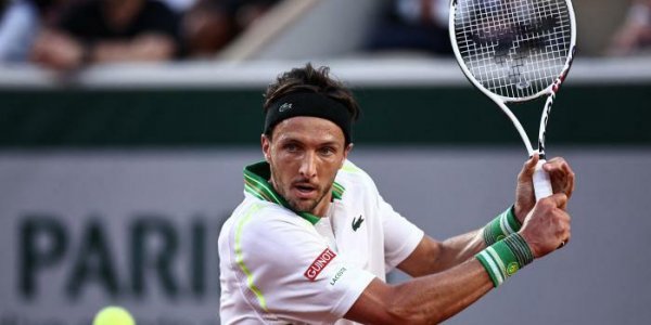 Roland-Garros 2023 : Arthur Rinderknech s'incline face à Taylor Fritz, il n'y a plus de Français en lice