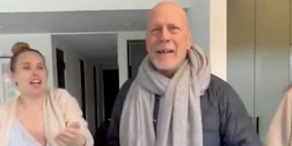 PHOTO - Bruce Willis atteint de démence : en famille pour ses 68 ans, il rassure sur son état de santé