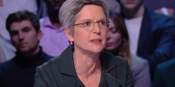 VIDÉO - “Où est-ce qu’il est ?” : Sandrine Rousseau dézingue Emmanuel Macron