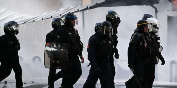 Trois policiers de la Brav-M sont renvoyés en conseil de discipline pour avoir menacé des manifestants, annonce la préfecture de police de Paris