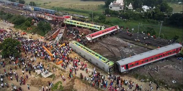 Inde : ce que l'on sait de la catastrophe ferroviaire qui a fait près de 300 morts