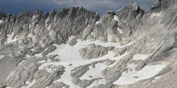Climat : l'Allemagne a perdu un glacier, la partie sud du Schneeferner, dans les Alpes bavaroises