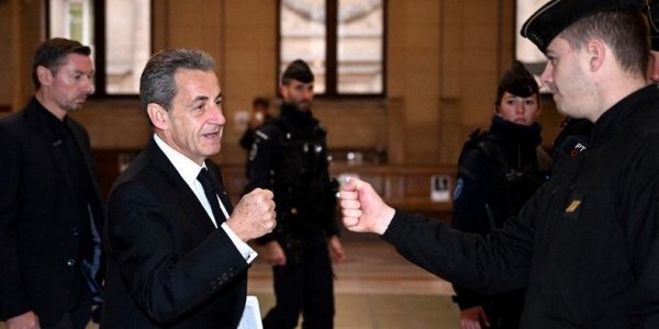 Procès Bismuth : quand Nicolas Sarkozy se défausse sur "son ami", l'avocat Thierry Herzog