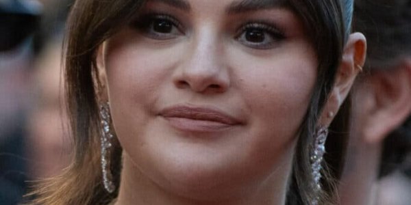 Cannes 2024 : Selena Gomez, grande embrassade avec un ministre français, la vidéo qui fait le buzz