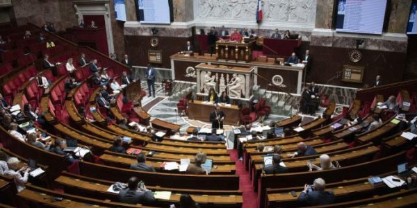 L'Assemblée nationale approuve à l'unanimité un texte pour réguler les influenceurs